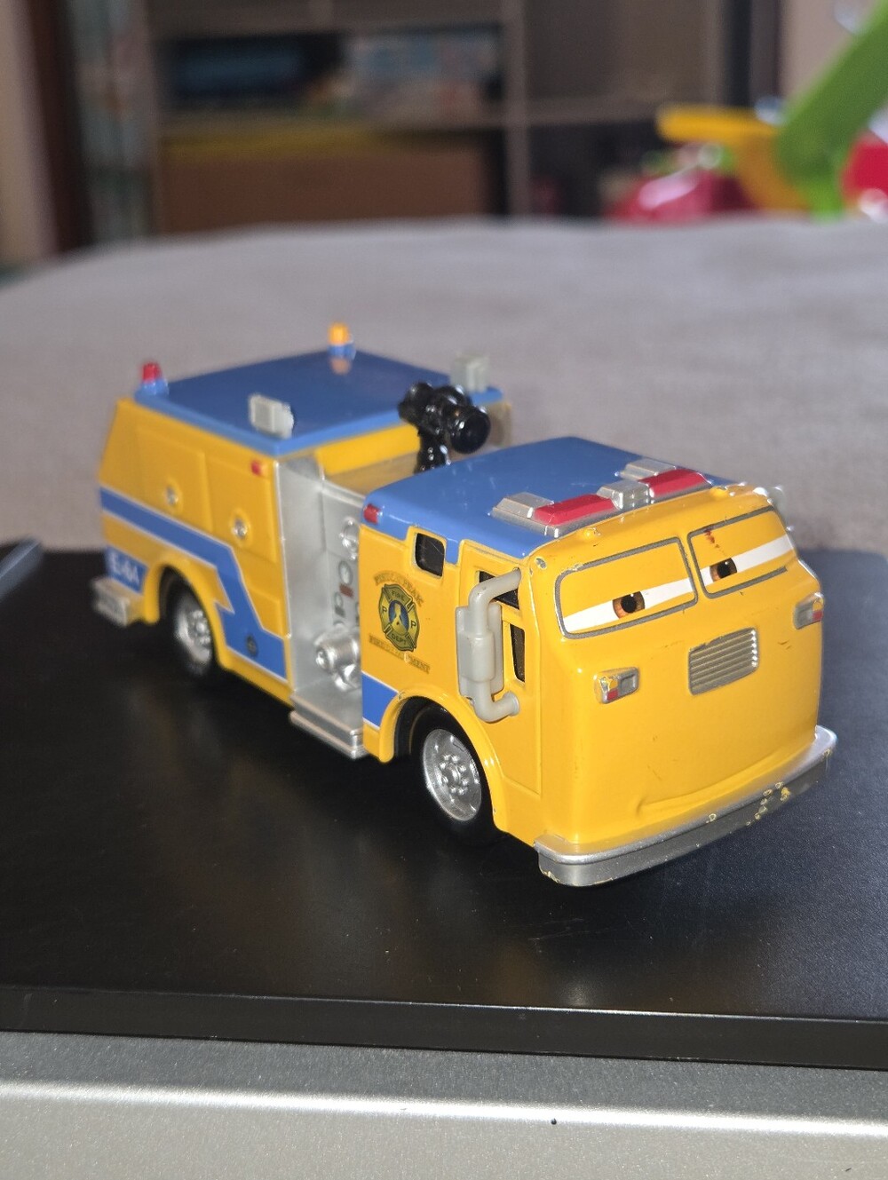 Disney's Pixar Planes Pulaski Fire And Rescue Die Cast Fire Engine Truck E-64 5"